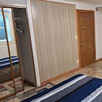 Arzi Usan's room