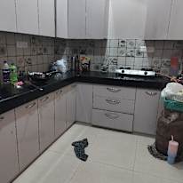 ayuShi Shahdeo's room