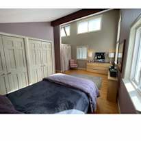 Yon's room