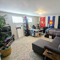 Jose's room