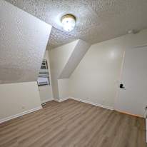 Bow Ponkerd's room