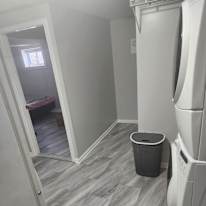 GUY ODODI's room