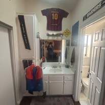 Cristian Martinez's room