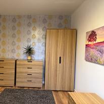 Tony's room