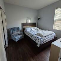 Luis's room
