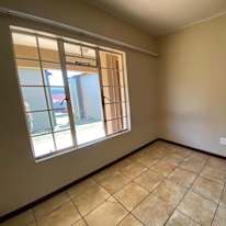 Nehemiah Edjuku's room