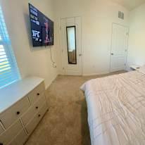 Stephanye's room