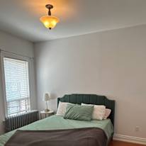 E's room