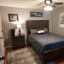 LEEJAY's room