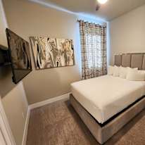 Glenda's room