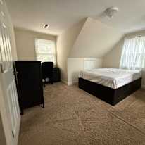 Erick's room