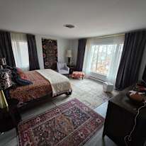 Eve's room