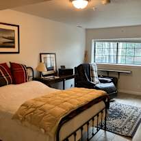Britt I Sady's room