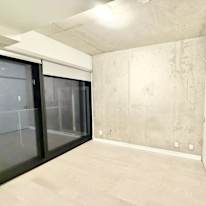 Shimon's room
