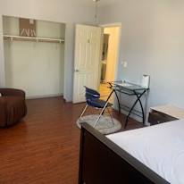 Student Housing's room