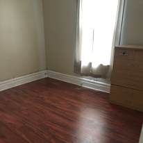Jen's room