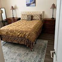 Howard Binder's room