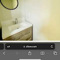 Silas Neumann's room