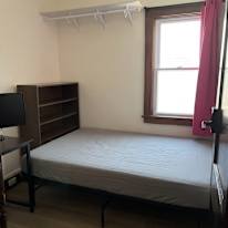 Huyen's room