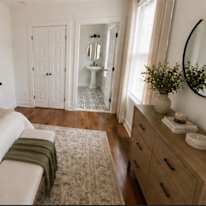Renzo's room