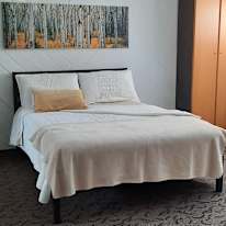 Elle's room