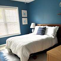Donna's room