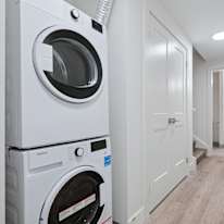 Alexandra and Jessica's room