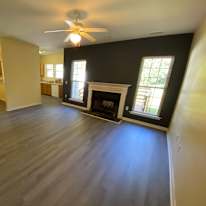 Alcove Rooms's room