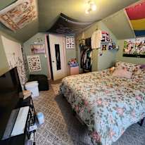 Yesi's room