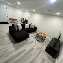 Alexis's room