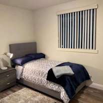 Room For Rent's room