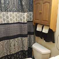 Ken's room