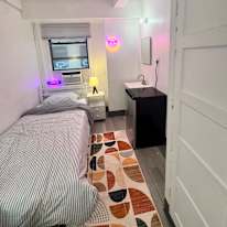Freddy's room