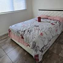 Dorene Goldman's room