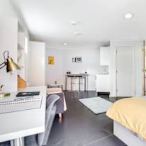 jan's room
