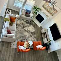 OYINDA's room