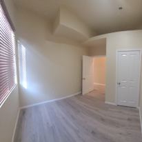 RON's room
