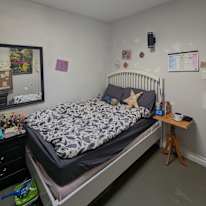 Naomi's room