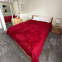gabriel f.'s room