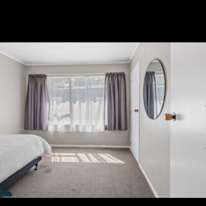J k's room