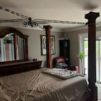 Josue's room