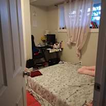Oluwakemi's room