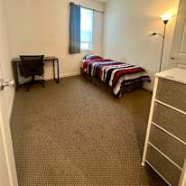 Golden Gate Rentals's room