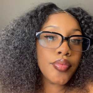 Kayla lindon
