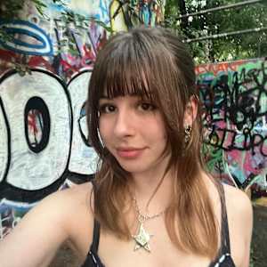 Alayna