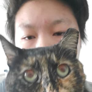 Vi (they/them)