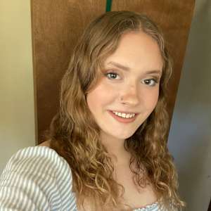 Chloe Collins