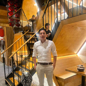 Alex  Edison