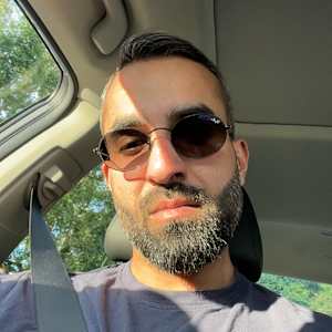 Anis Khan