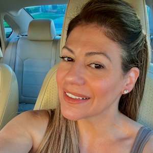 Suzanne HEBEKA